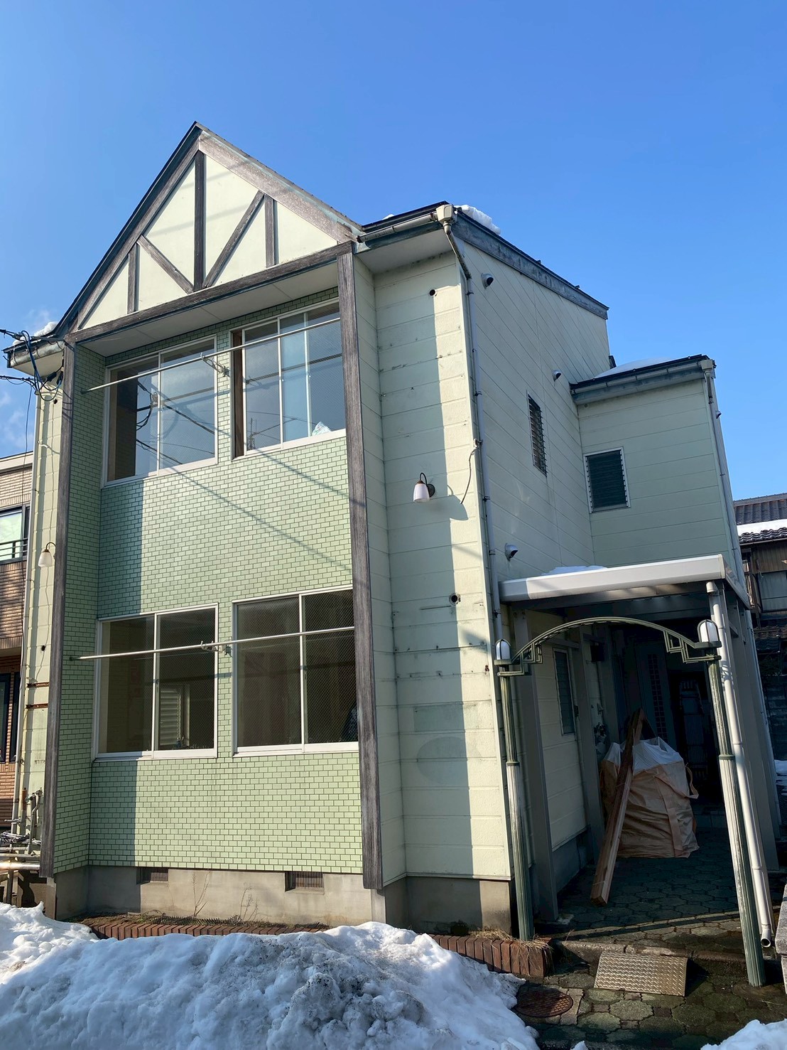 H産業（株）様　外壁塗装工事Before写真1